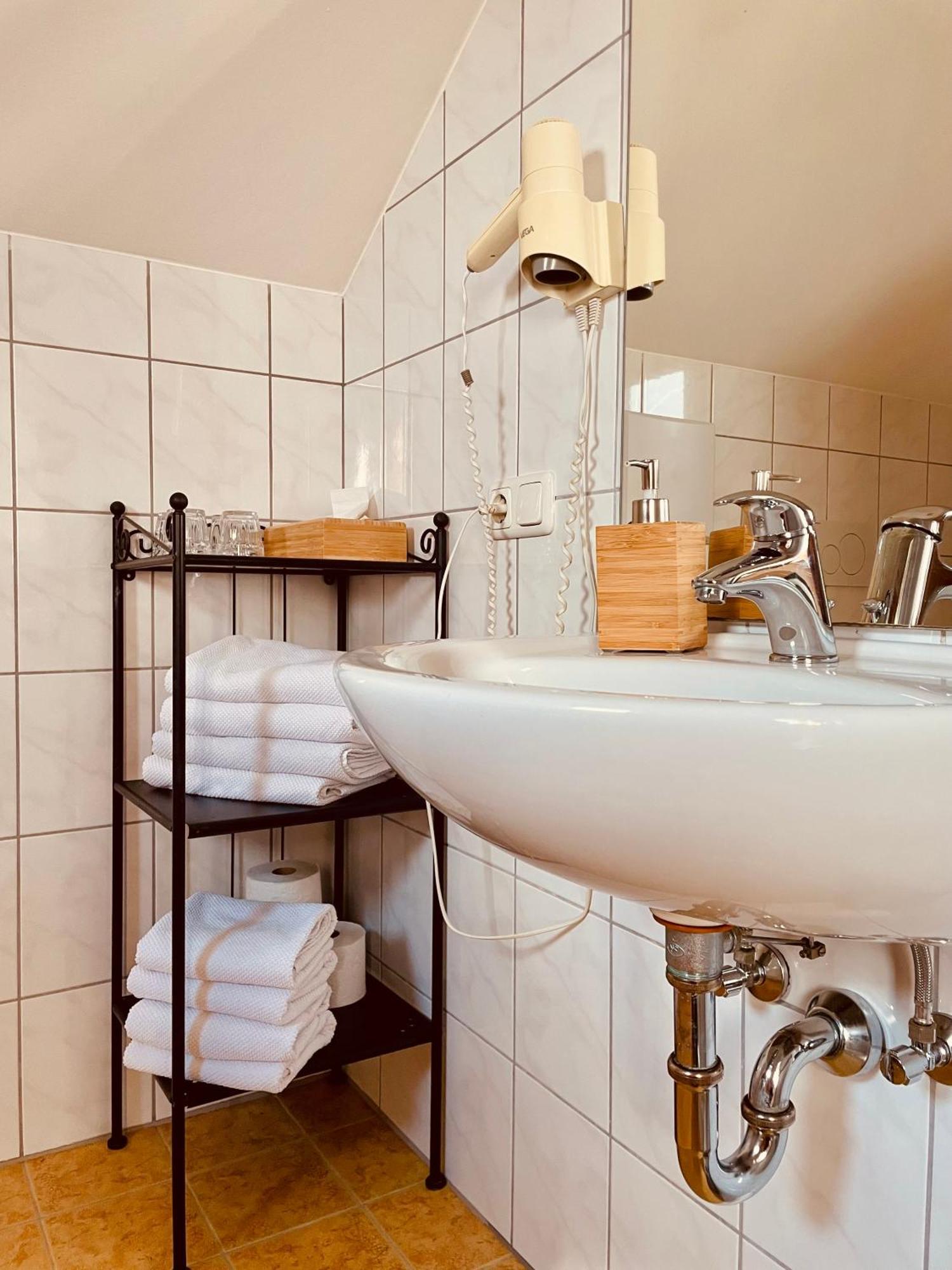Mühlheim Sonnenblumenhofゲストハウス エクステリア 写真